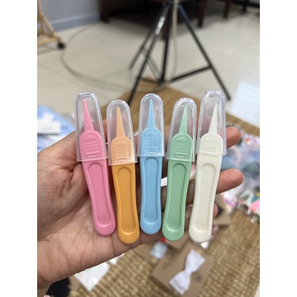 Pinset Bayi Pembersih Hidung Bayi / Penjepit Kotoran Hidung Bayi / Baby Nose Cleaning Tweezer