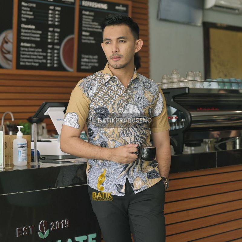 BATIK PRIA SLIMFIT LENGAN PENDEK KEMEJA KERJA KANTOR SLIM FIT MODERN ARKANZA DEVAN DIMAS DAIYAN SABD