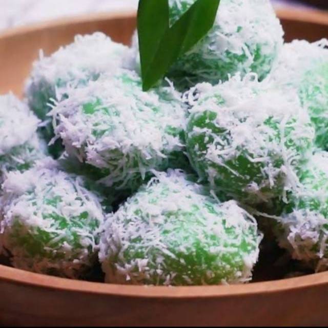 

Klepon pandan gula merah