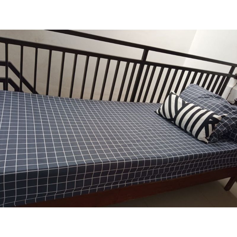 SPREI AESTHETIC MINIMALIS HITAM PUTIH SPREI KOTAK HITAM ...