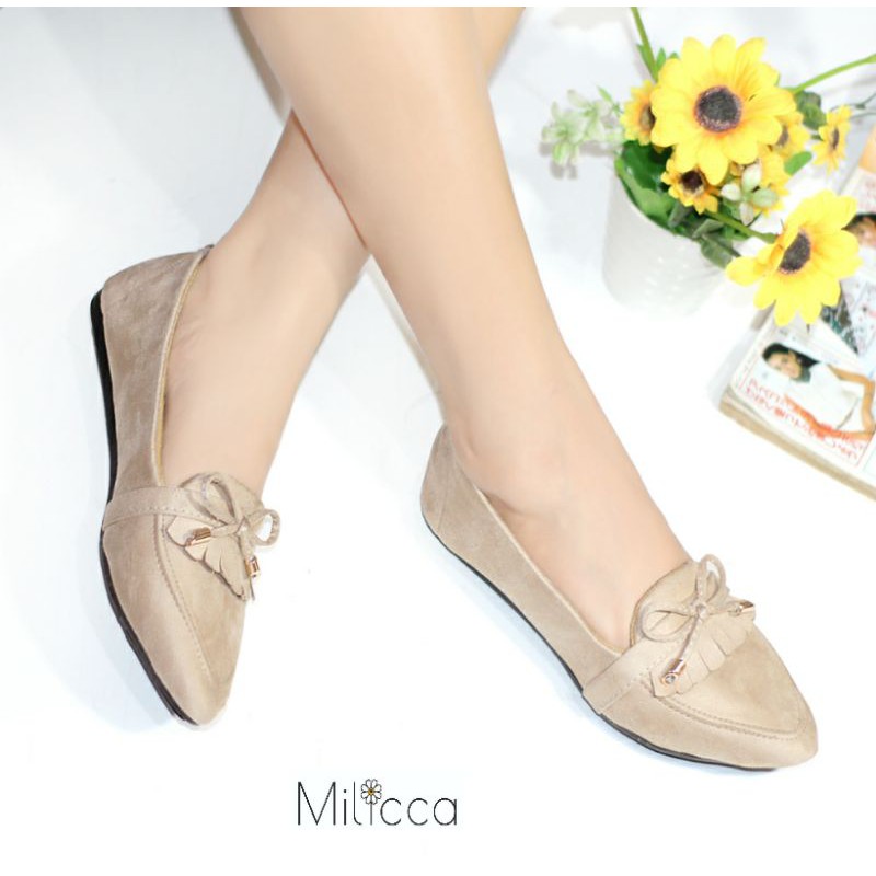 Milicca Sepatu Flat Kasual Krilise