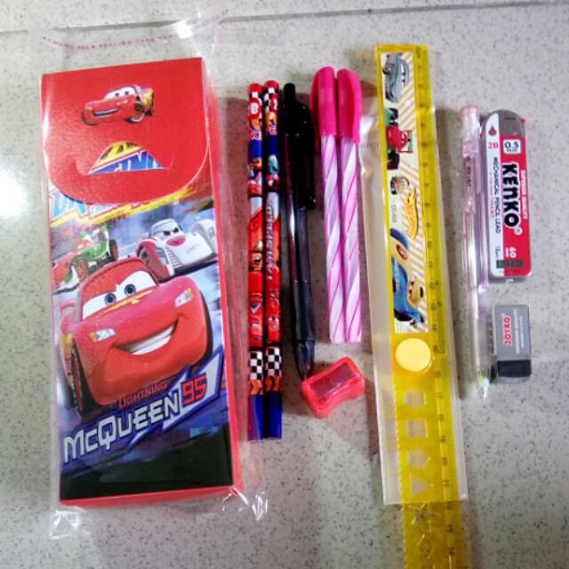 

Paket alat tulis