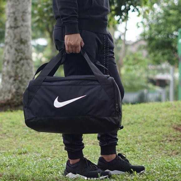 BARU Tas Gym Travel Nike Brasilia Training Duffle Bag Black Original Small Ready