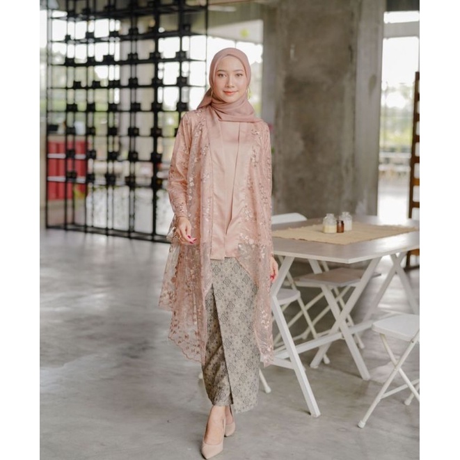 Lembayung Outer Kebaya Wisuda Kebaya Modern Kondangan Outfit
