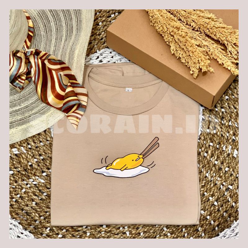 GUDETAMA BEIGE T-SHIRT | KAOS GUDETAMA OVERSIZE ALLSIZE BIGSIZE | KAOS COUPLE CEWE COWO | KOREAN T-SHIRT MURAH KEKINIAN | KAOS BEIGE POLOS