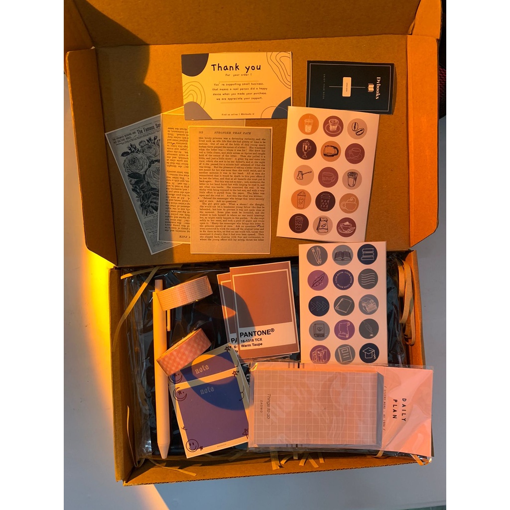 

JOURNAL KIT AESTETIC & NOTEBOOK CUSTOMBOOK VINTAGE DECORATION STICKER