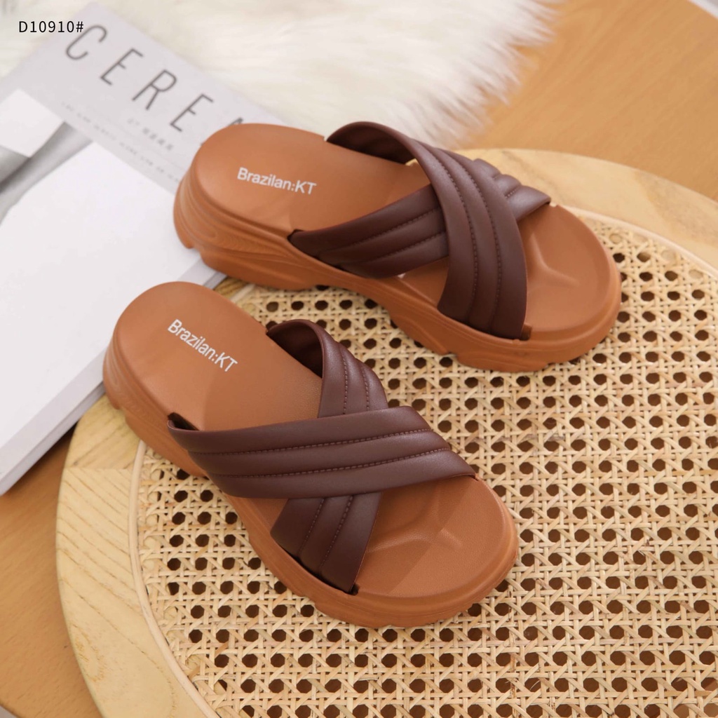 Slippers For Women With Rubber Sandal D10910