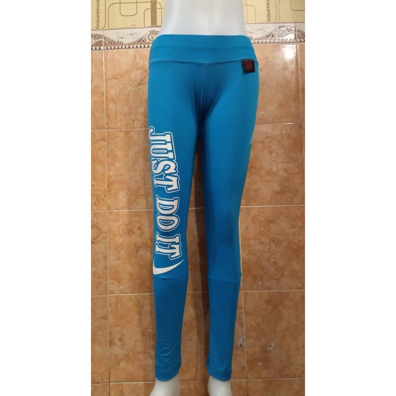 

rosikasportwear
