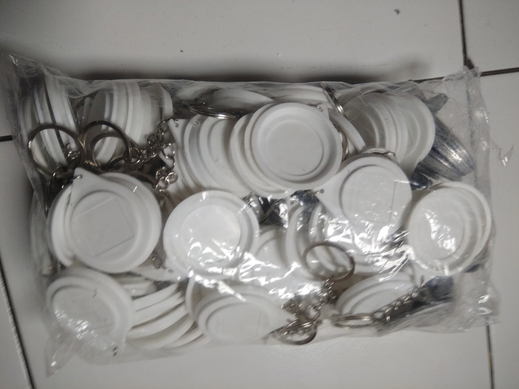 Bahan Baku Pin Gantungan 44 Mm ( Isi 100 Pcs )