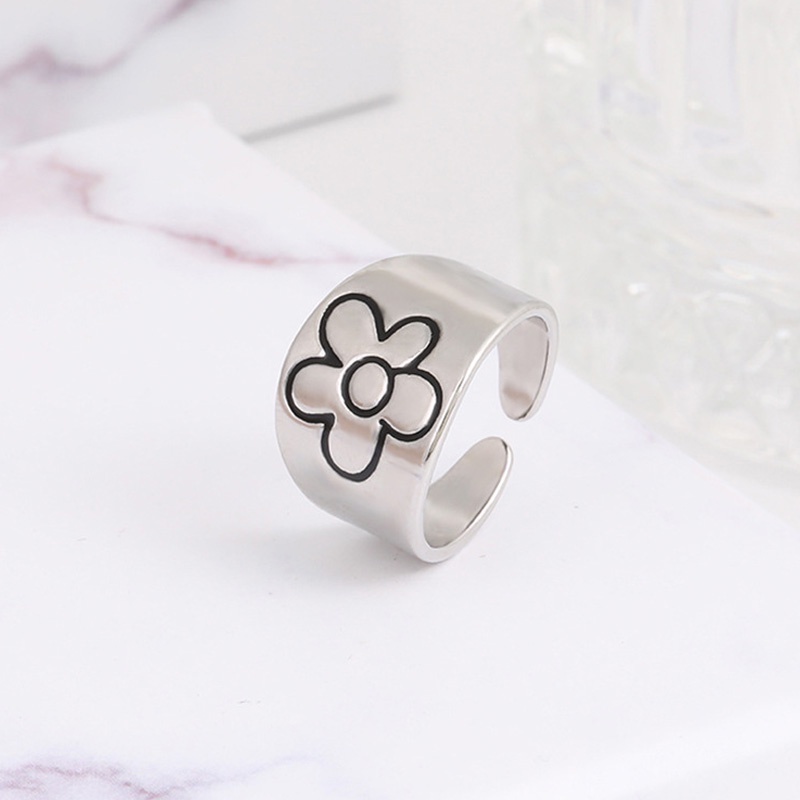 Cincin Model Terbuka Desain Bunga Daisy Kecil Gaya Simple Kreatif Untuk Wanita