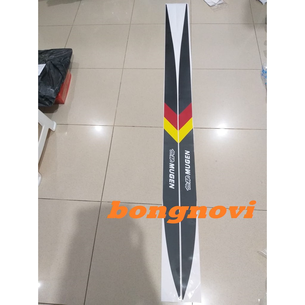 Stiker body MUGEN buat Honda HRV
