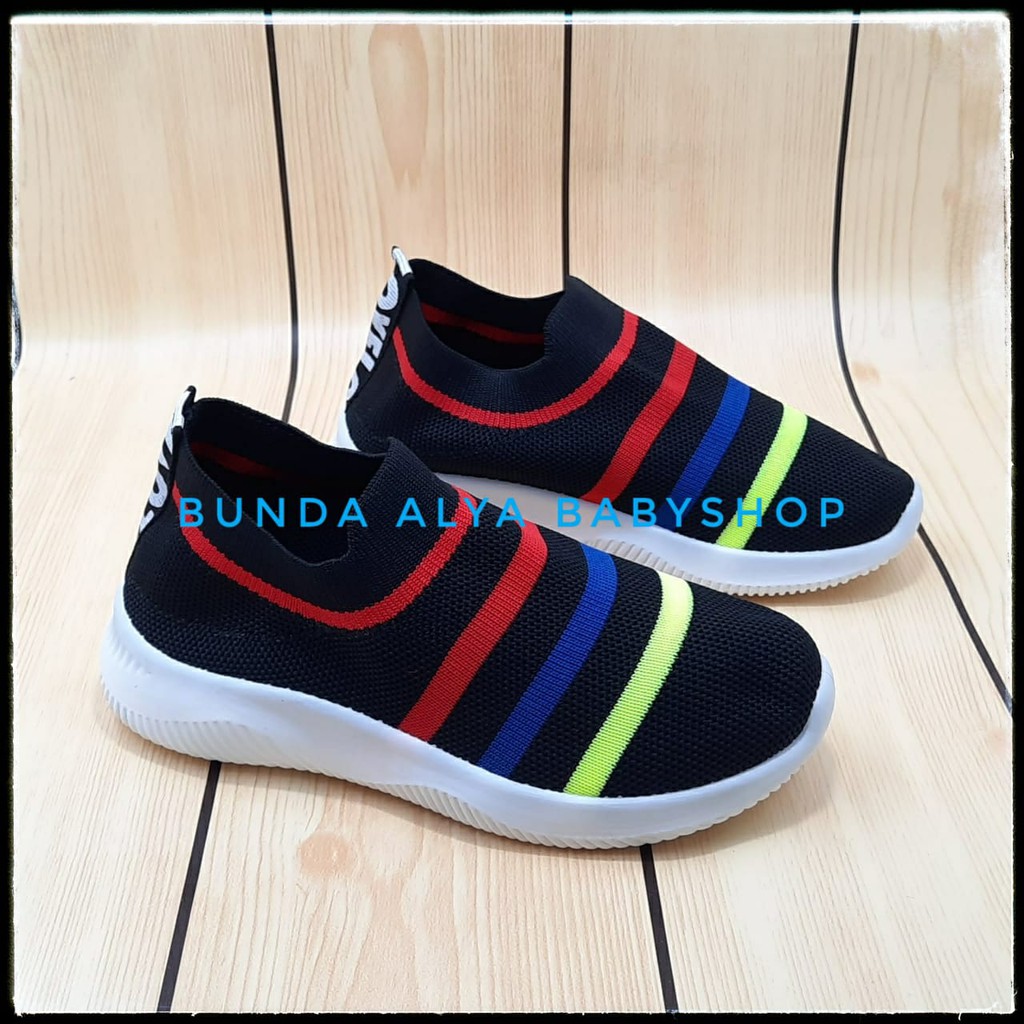 Sepatu Anak Perempuan IMPORT Umur  1 2 3 4 5 6 Tahun Premium Lentur HITAM Sale Sepatu Anak Cewek Cowok Sport Lentur Sporty Nyaman Di Kaki Alas Karet Anti Licin Size 21 - 32