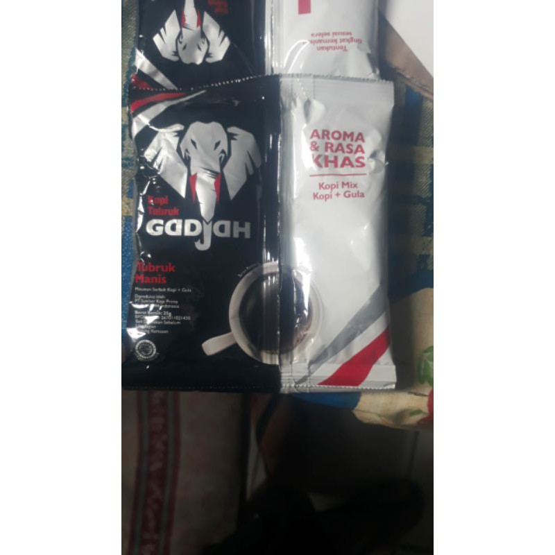 

Kopi Tubruk GADJAH 25gr isi 10pcs