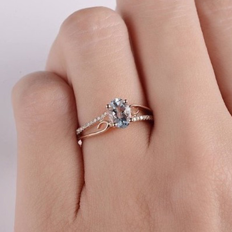 Perhiasan Cincin Hias Zircon Oval Untuk Wanita