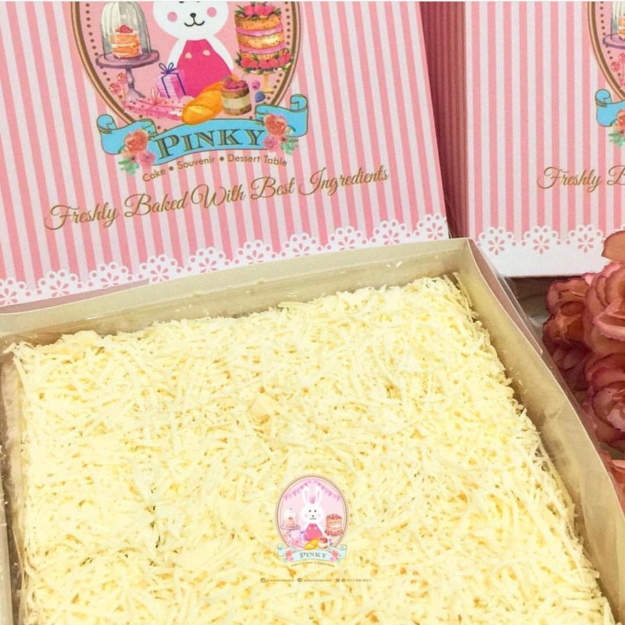 

Bolu Jadul Moka Keju Lembut Enak Pinky Cakery