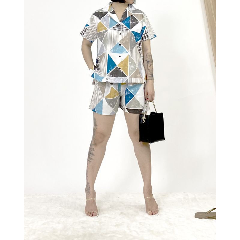 Piyama Hotpant Comfy Lounge Wear Berkerah - Jungkook
