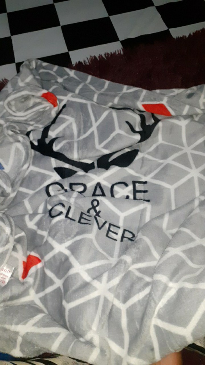 Selimut Bulu Dewasa Halus Lembut 150x200 Motif Kren ,ngetren Termurah Kualitasimport ,hargapromo Cod