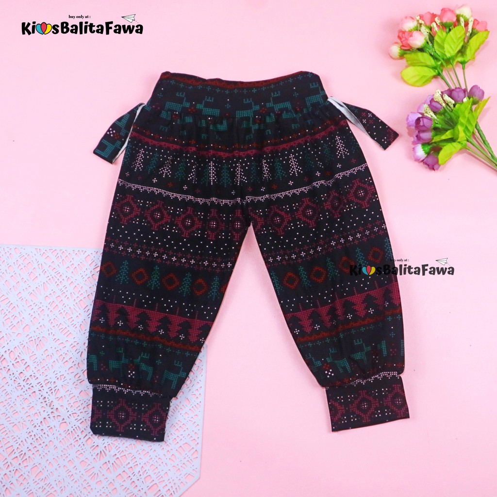 SPESIAL CHRISTMAS Aladin Natal Uk 3-4 Tahun / Celana Panjang Pendek Anak Perempuan Adem IMPORT