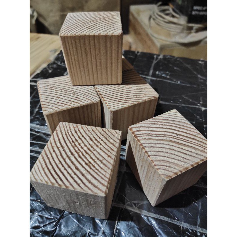 Kubus Kayu Jati belanda 5x5cm Amplas