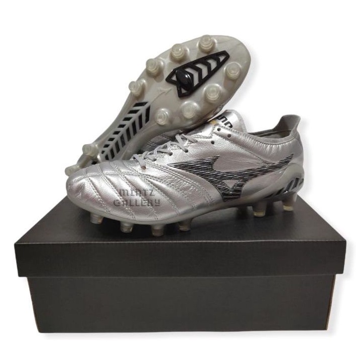 sepatu bola mizuno Morelia neo 3 silver FG