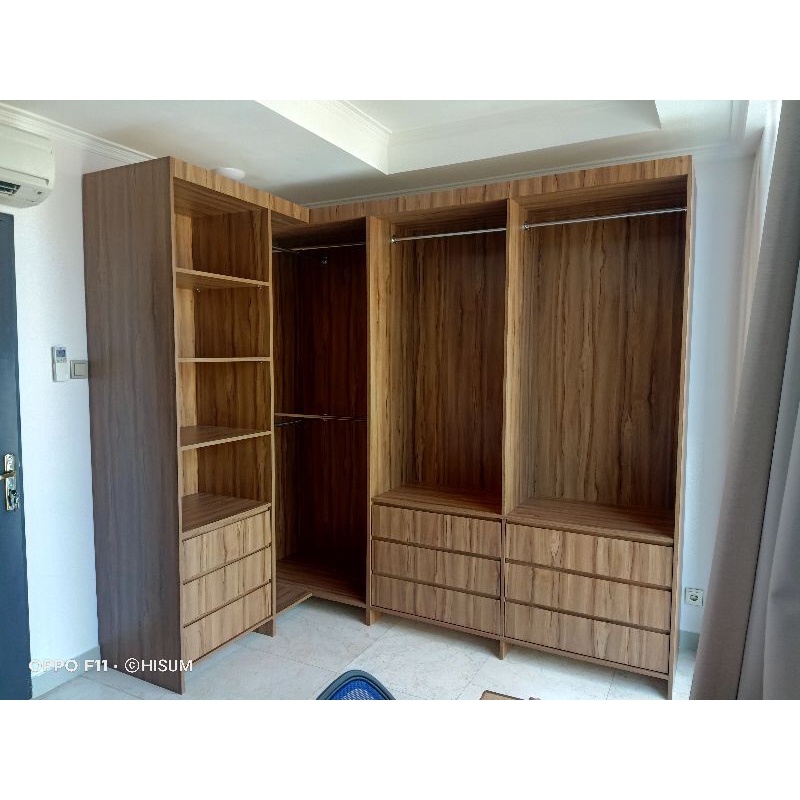 Walk in closet dan lemari pakaian full HPL