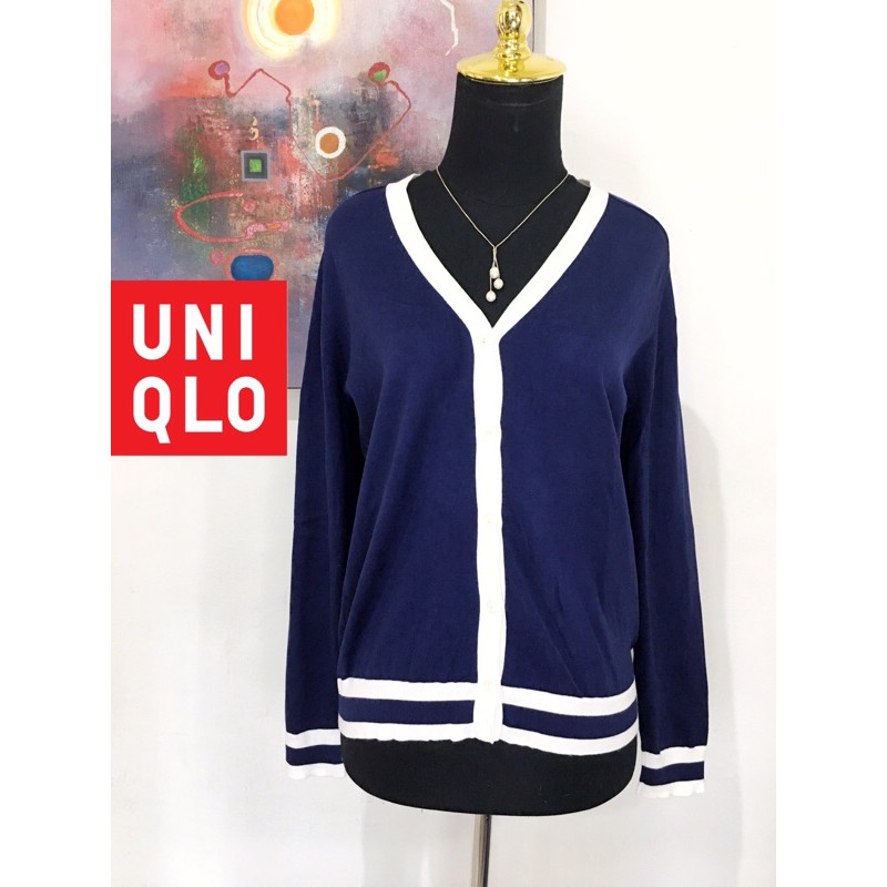 UNIQLO cardigan rajut academia korea / Cardi basic branded biru navy list putih