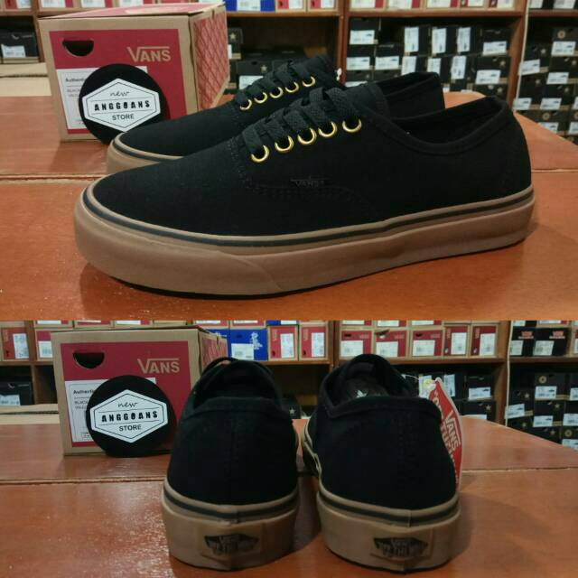 vans authentic hitam