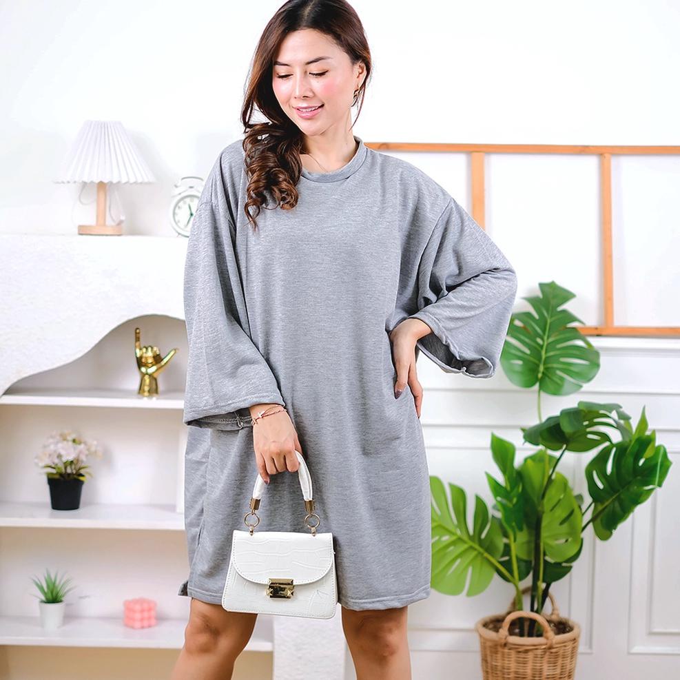PTN.20Au22r ‣ Myza Oversize XXL Slit Blouse / Top Hijab