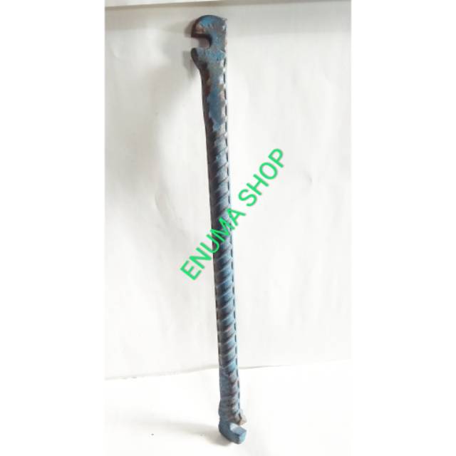Pleser ulir 8 - 10 / Pleser besi / Kunci besi / Pembengkok besi baja 8 - 10