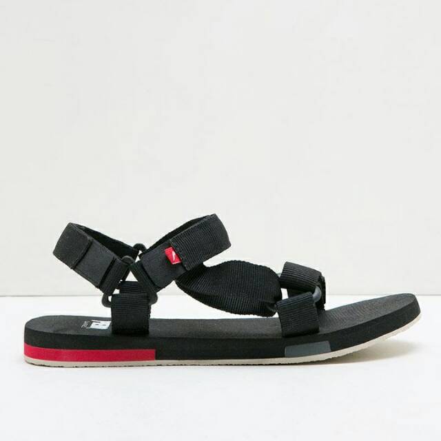 Piero 100% original - Men Polar Sandal Black

PIERO