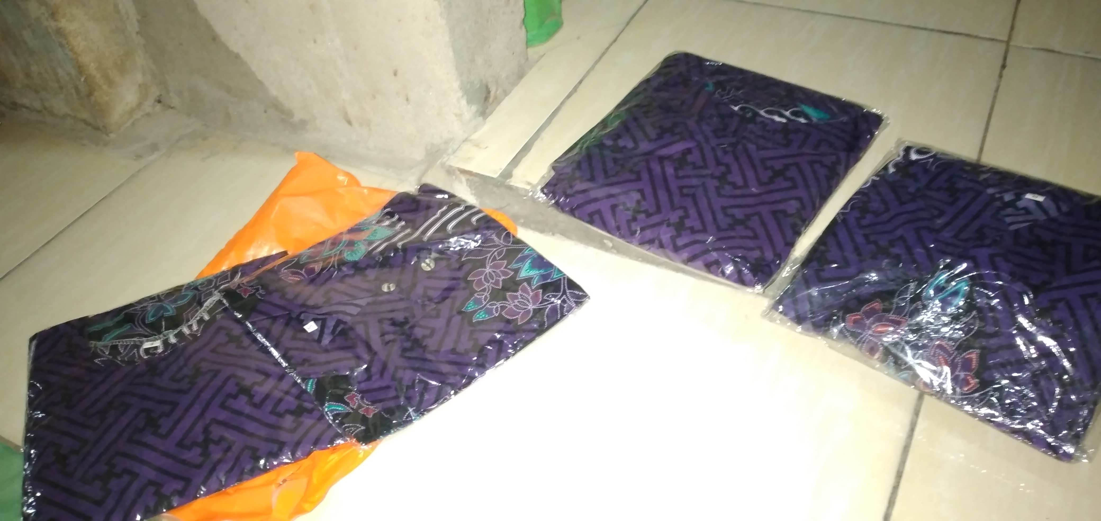 Baju Batik Couple Keluarga Motif Pager Bumi Magenta Seragam Gamis Busui Terbaru