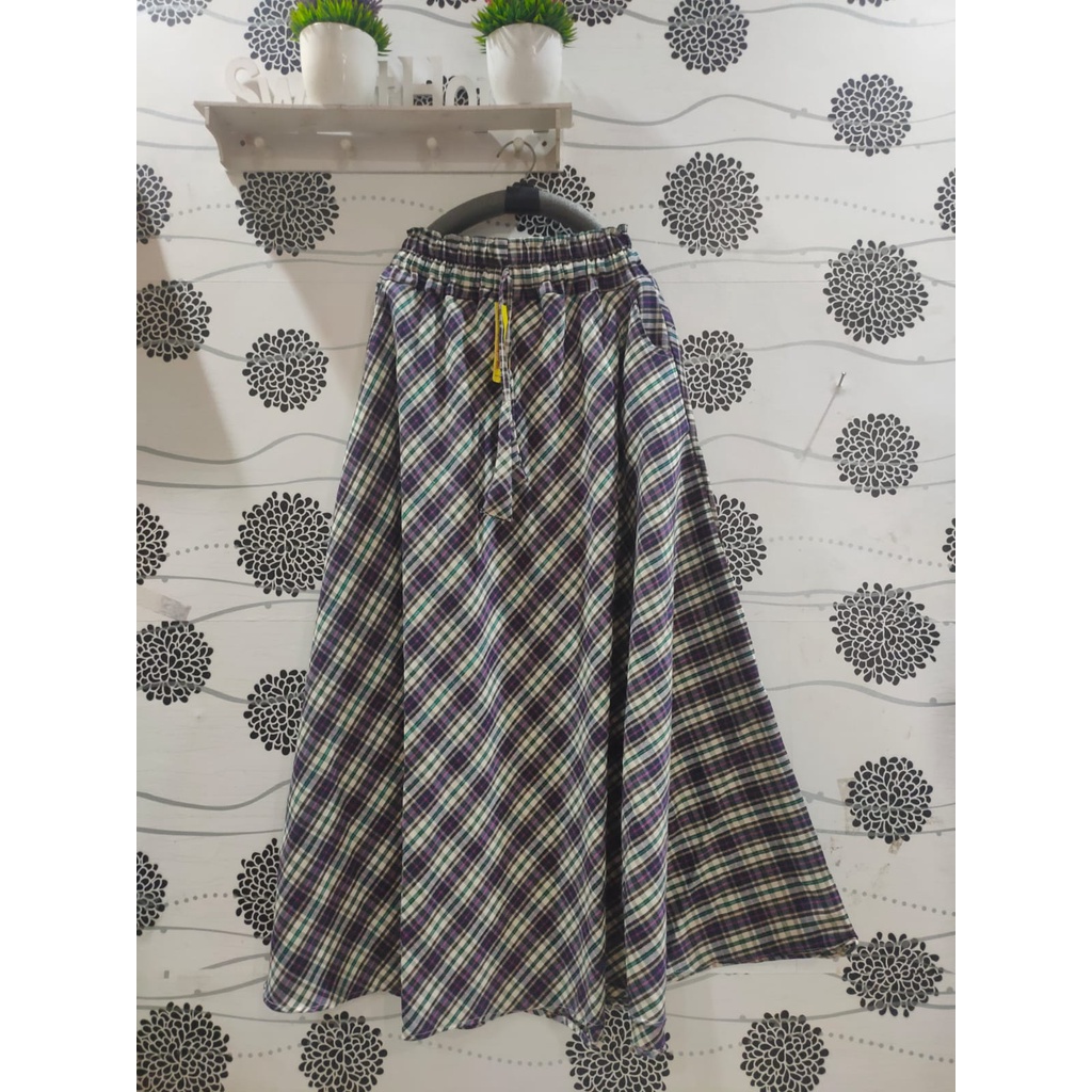 ROK FLANEL IMPORT PANJANG/ROK TARTAN/ROK KOTAK PAYUNG-M