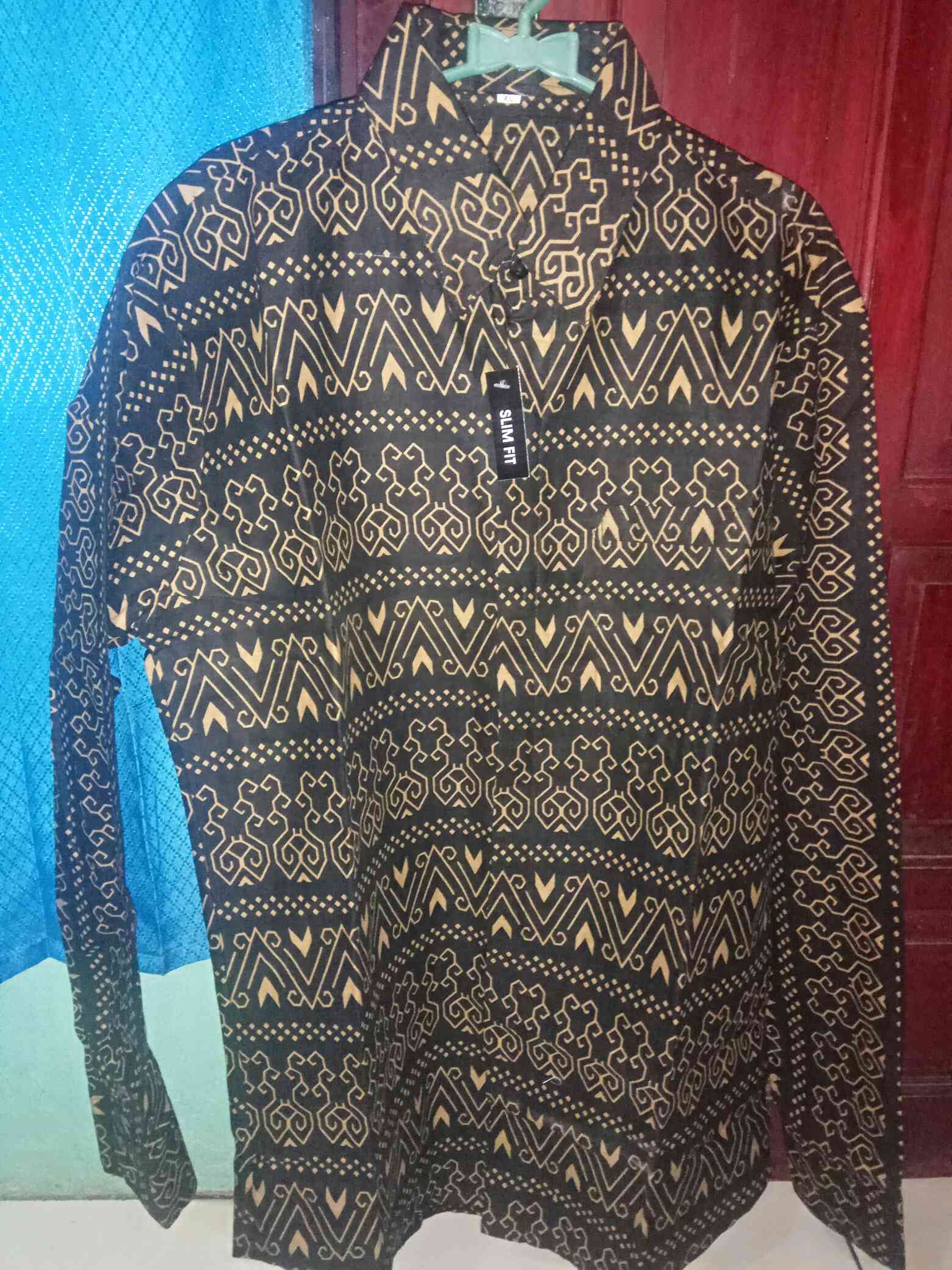 Kemeja Batik Slimfyt Khas Butik Pria Lengan Panjang