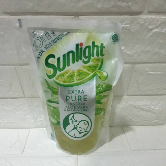 Sunlight Extra Pure Ekstrak Aloe Vera dan Garam Mineral 720 ml