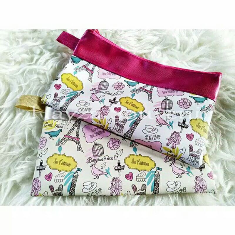 souvenir pernikahan murah pouch paris plus kemas mika motif
