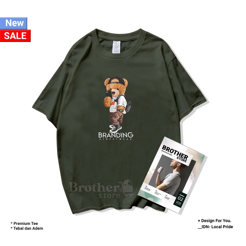 BROTHERSTORE - Kaos Distro Pria - KAOS COWOK CEWEK - Kaos Kata Kata - Branding Bear Text PUTIH Premium