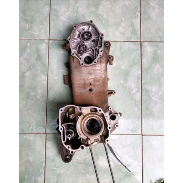 CRANKCASE RENGKES KIRI KANAN KODE KVY BEAT KARBU SCOOPY KARBU ORIGINAL