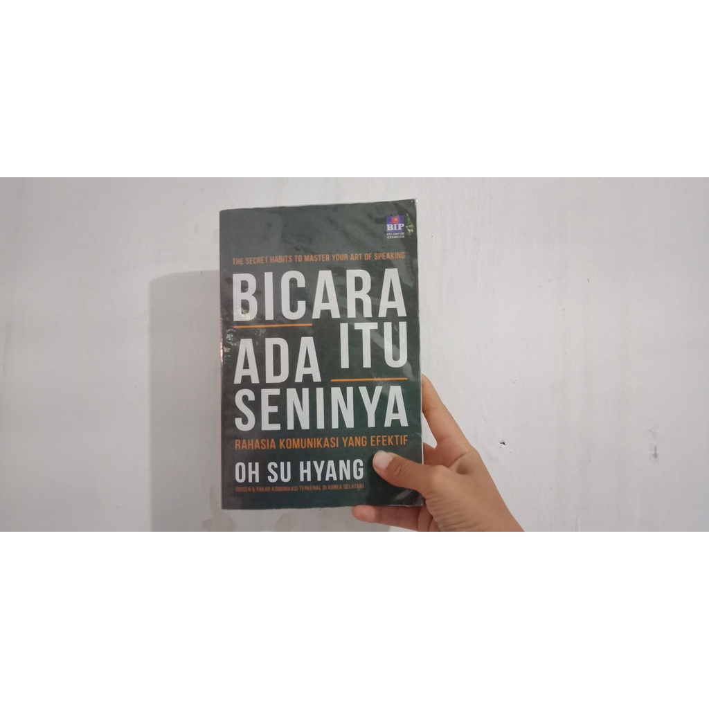 BUKU SEGALANYA AMBYAR - SENI HIDUP MINIMALIS - BICARA ADA SENINYA - SEBUAH SENI BERSIKAP BODO AMAT [ORIGINAL]