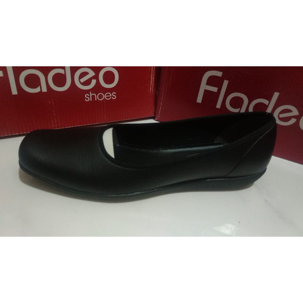flatshoes hitam polos merk fladeo LSF455-2