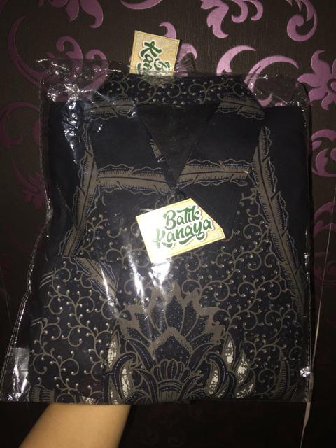 Natawilaga Kemeja Batik Pria Eksklusif Berfuring Lengan Panjang Batik Solo Katun Primisima