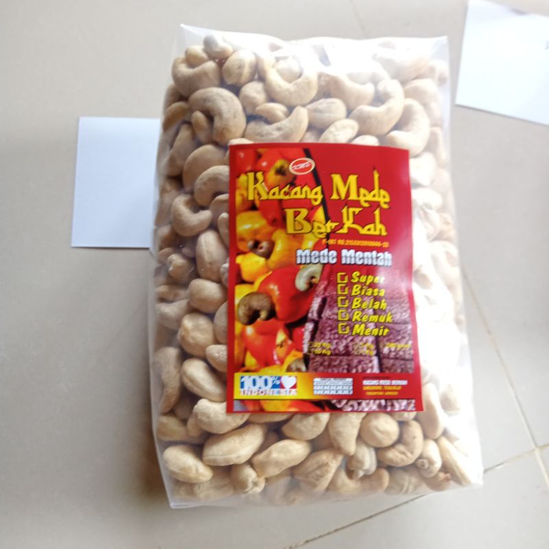 

Kacang mede super mentah 1kg