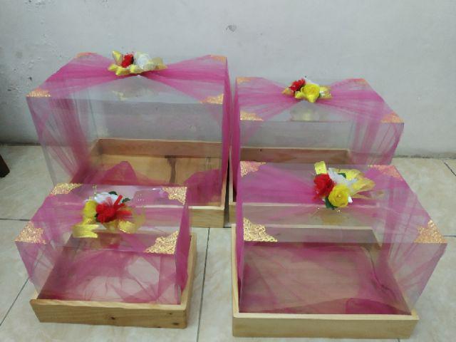 Kayu Jati Belanda Kotak Seserahan Hantaran Isi 4 Mika Warna Natural