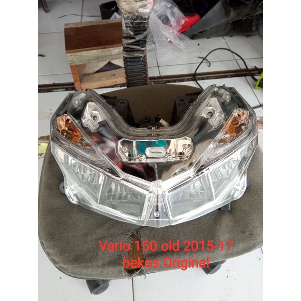 Reflektor depan Vario 125-150 old