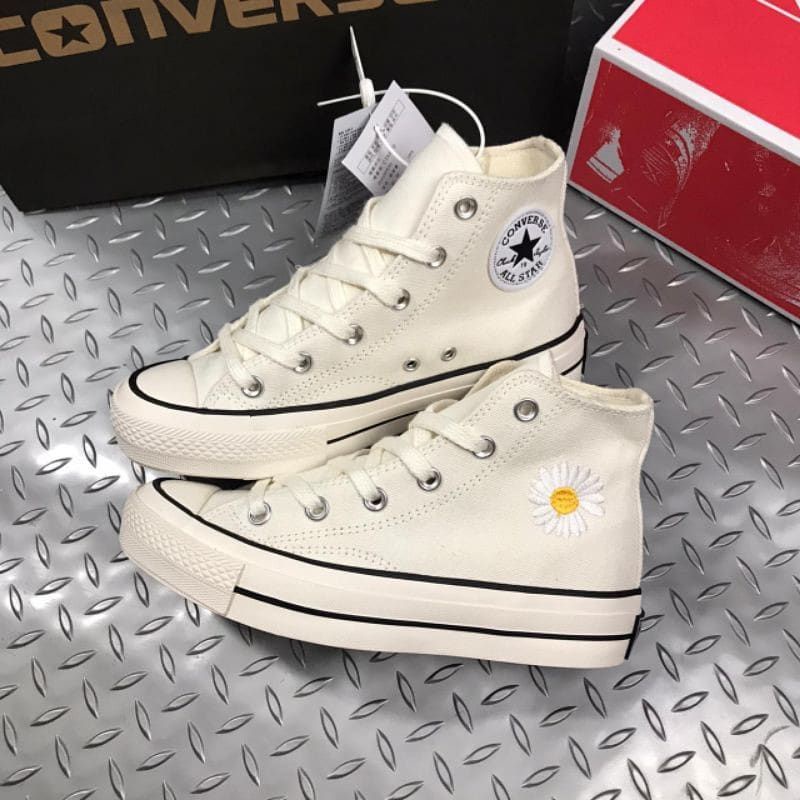 

GRATIS PAPERBAG!~CONVERSE BUNGA PEACE OFFWHITE HIGH