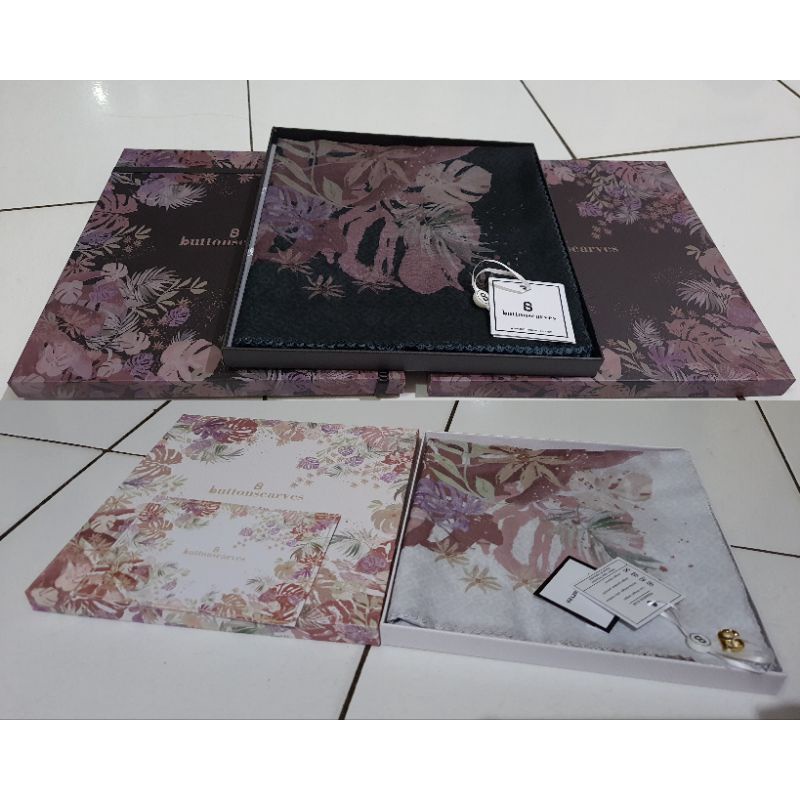 Buttonscarves Tropical Extended Series