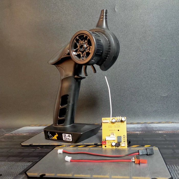 LT074 Remot full propo Rc MN D90