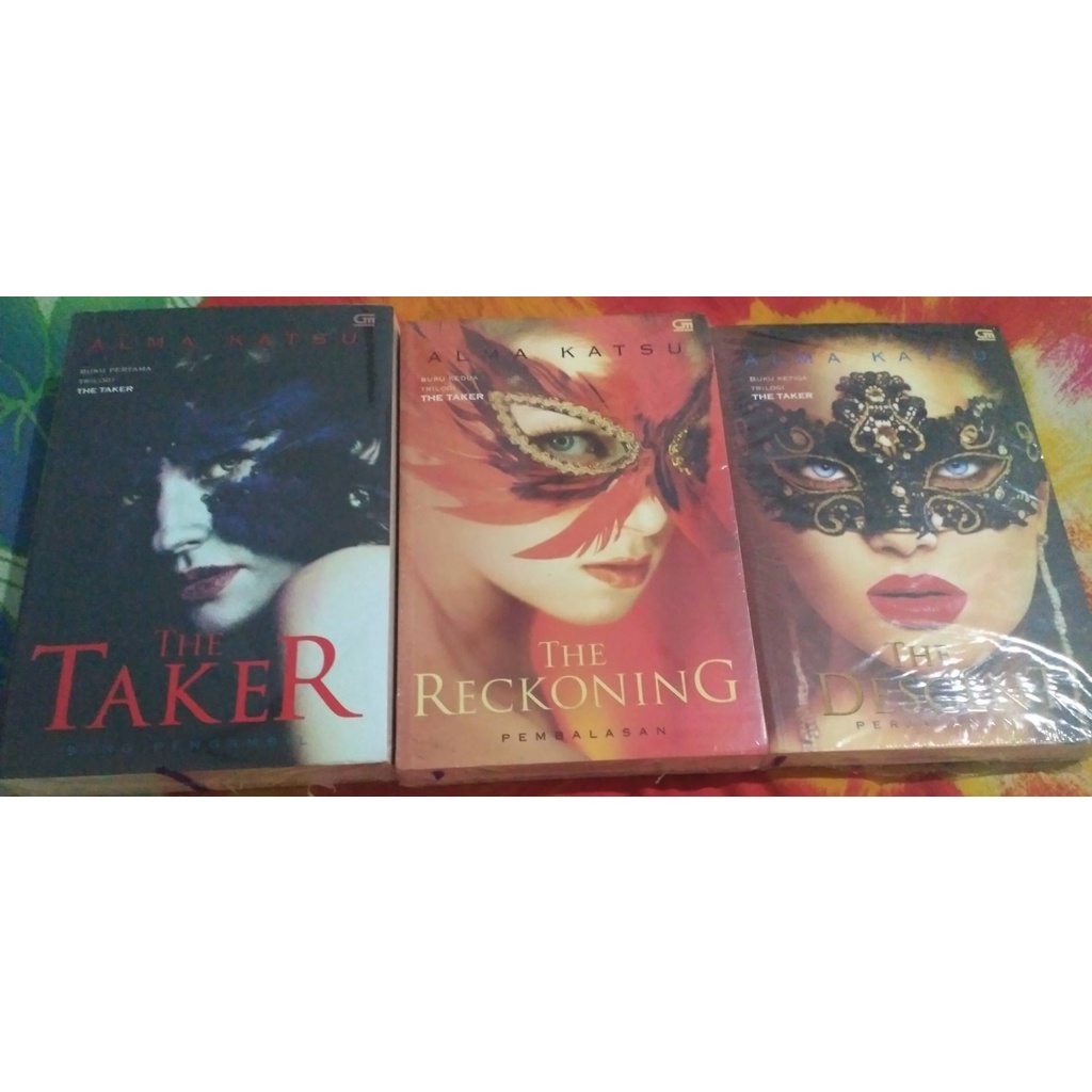 Alma Katsu - The Taker Trilogy