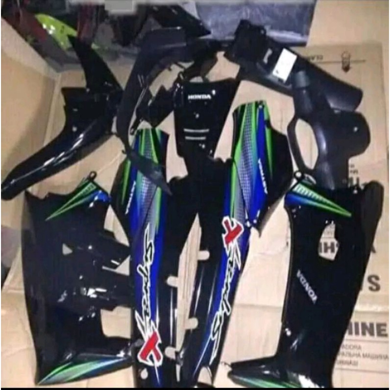 Cover full set body HONDA Supra fit lama atau Supra x lama full body halus dan kasar hitam merah bir