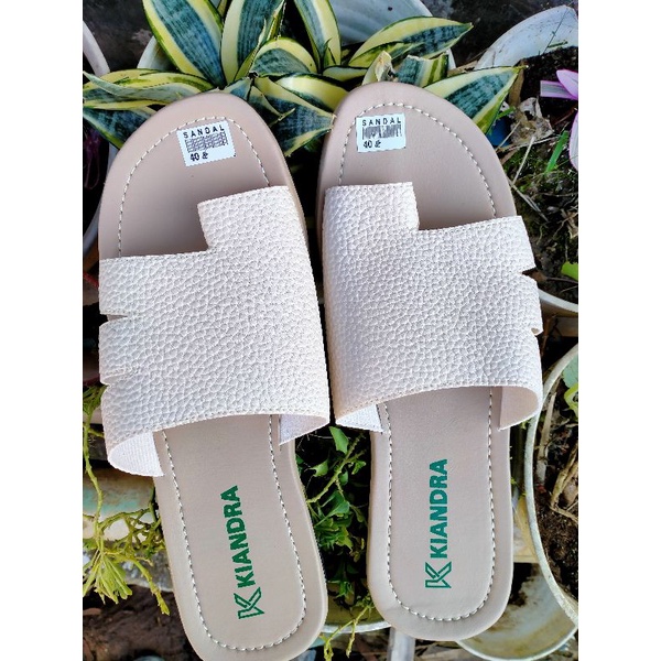 Sandal Wanita Papirut Sandal Wanita Papirut Terbaru Sandal Wanita Papirut non slip anti Licin Sandal Wanita Kekinian Sandal Wanita Teplek Sandal Wanita Papirut Terlaris