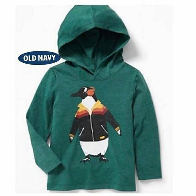 Old Navy Boy Pullover Hoodie.